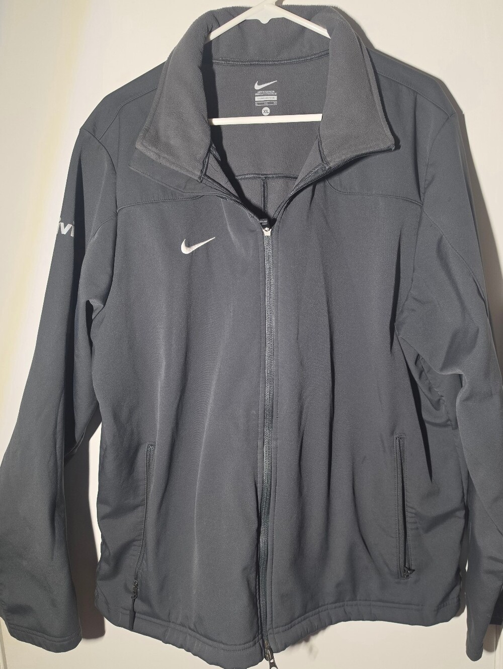 Nike Men's Dark Gray Full-Zip Performance Jacket